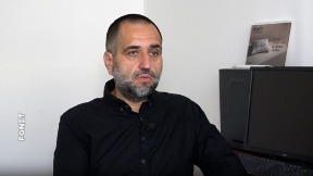 Simbol urušavanja režima